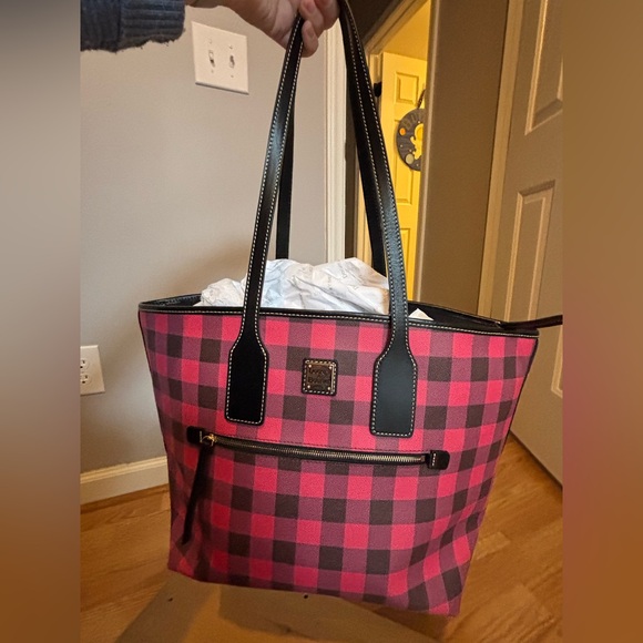 Dooney & Bourke Red and Black Checkered Tote with matching Wallet. New - Picture 11 of 16